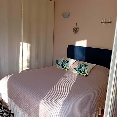 Bed & Breakfast Cocooning Au Saut Du Loup